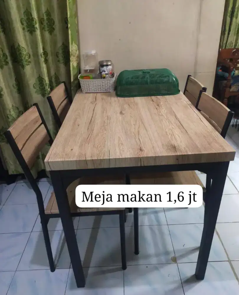 Jual meja makan+ 4