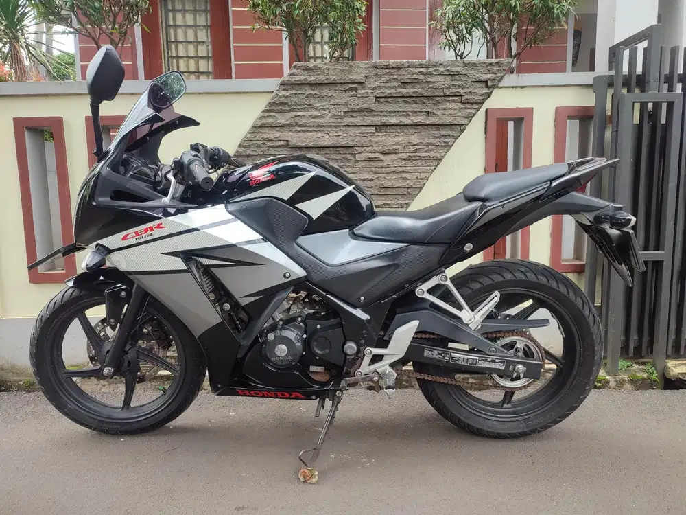 CBR K45 TAHUN 2014 TOPCER KM LOW