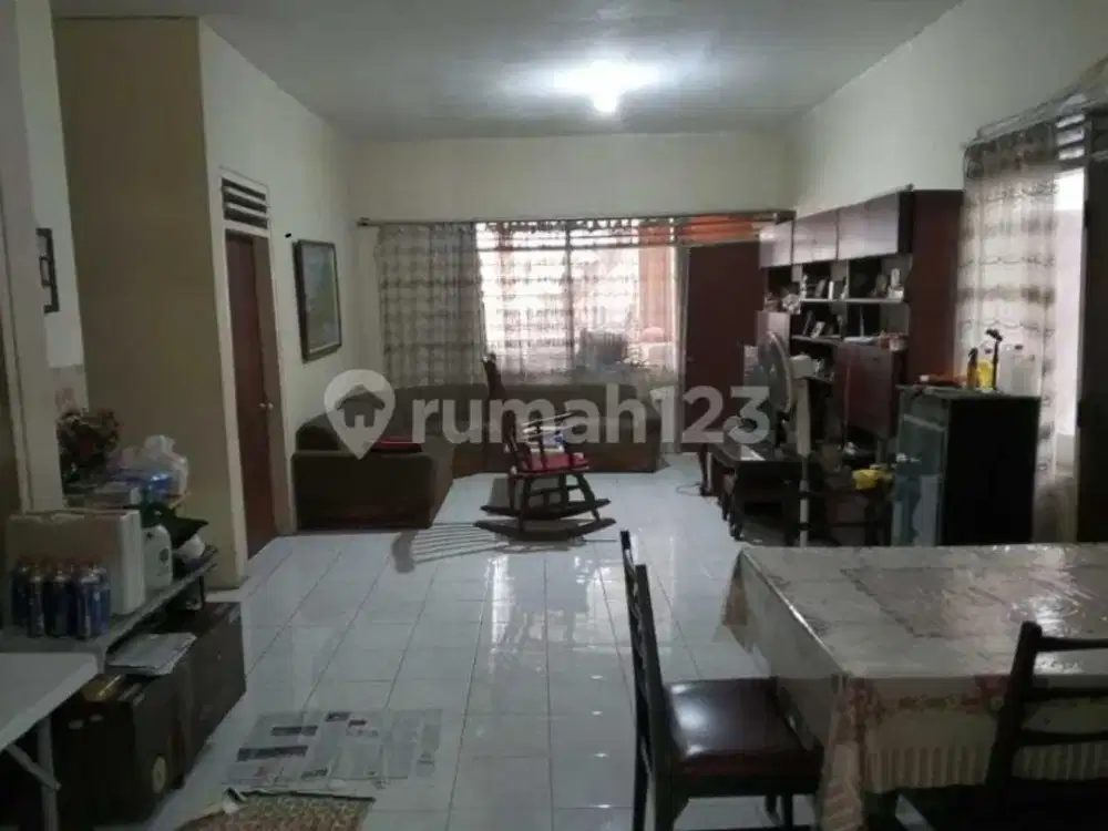 Dijual Rumah di Darmo Permai Timur Surabaya