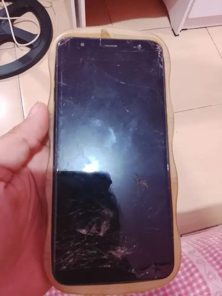 Samsung j4 plus ram 3/32