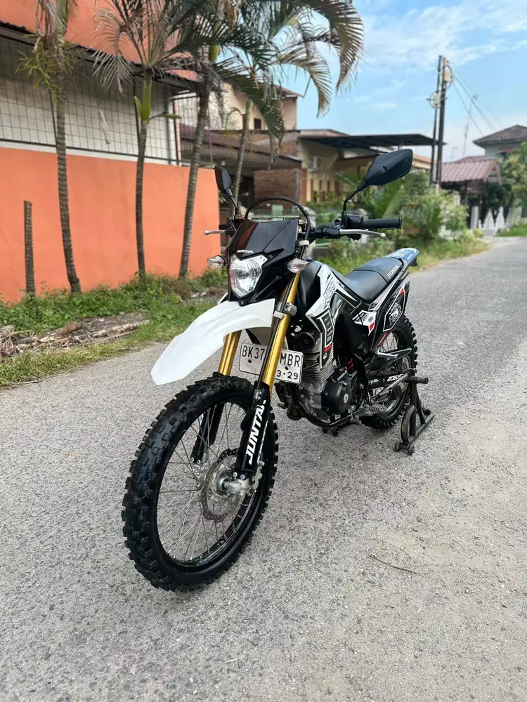 Honda CRF 150 L Tahun 2024