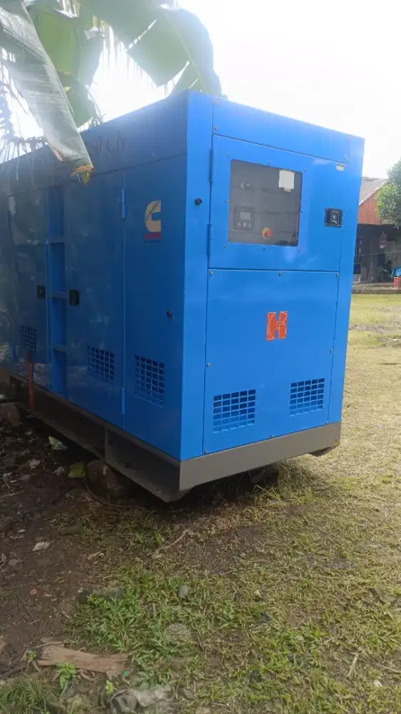 mesin hargen Cummins 250 kva. stampord