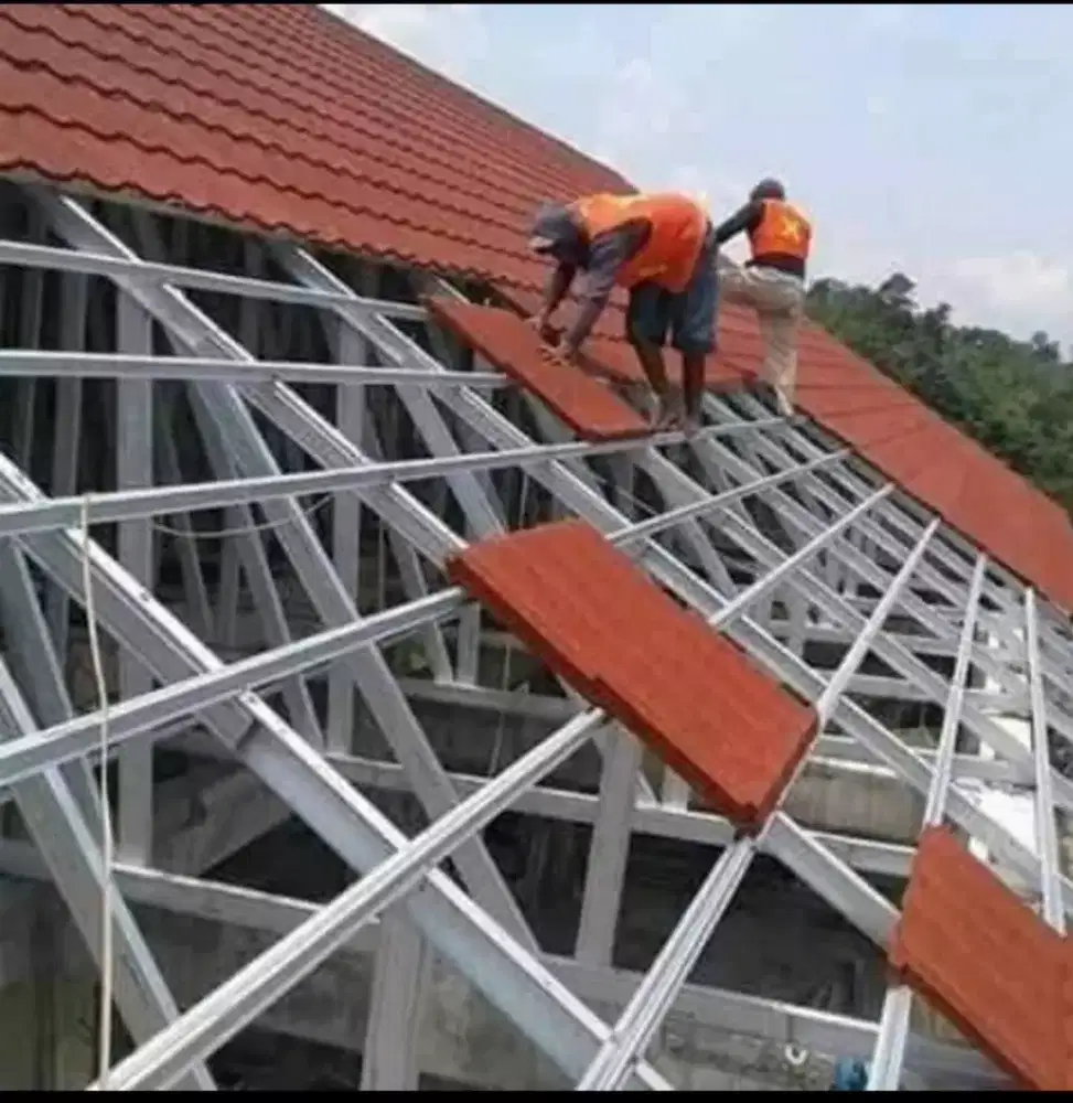 Perbaikan atap bocor/rembes