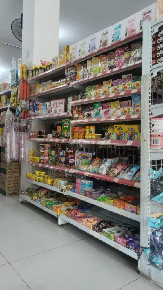 Lowongan kerja Jaga toko minimarket sembako, dibutuhkan wanita