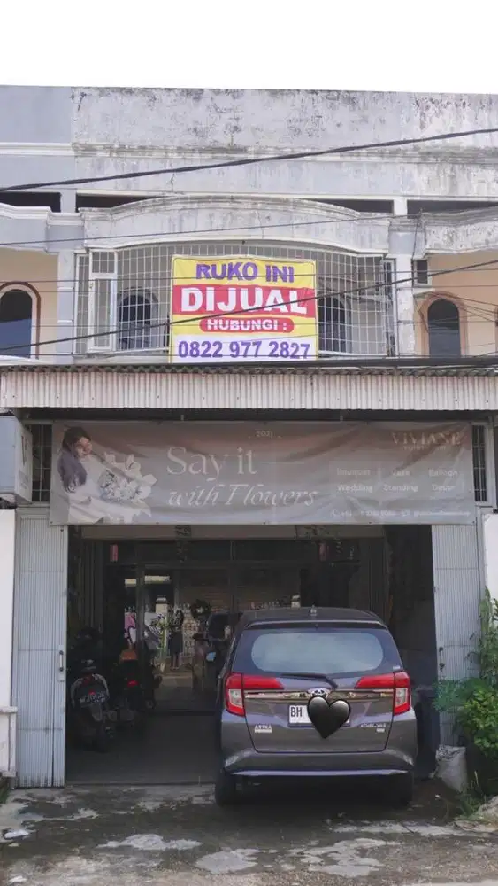 Dijual Ruko Beserta Furnitur