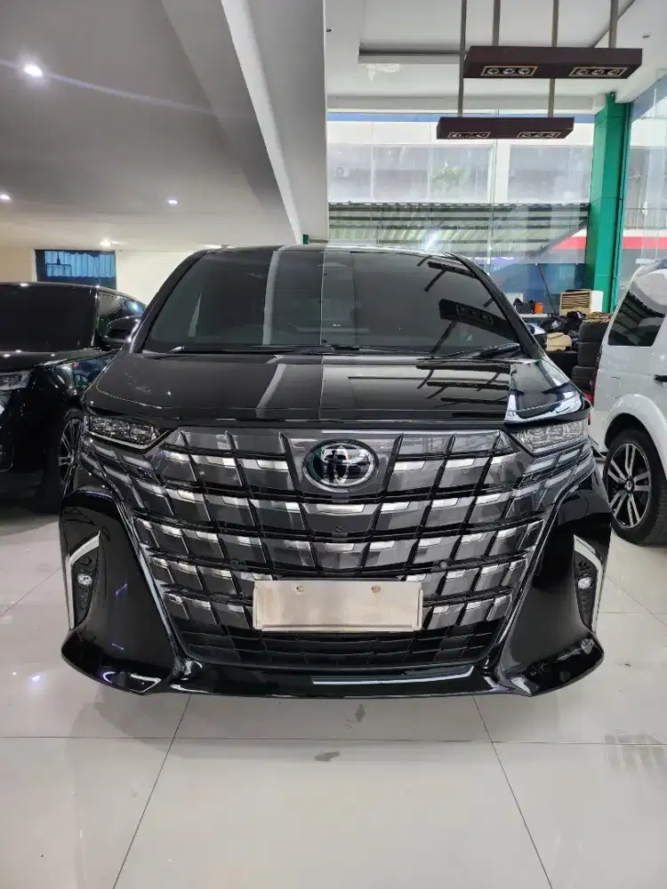 Km low 7 rb Alphard Hybrid 2024