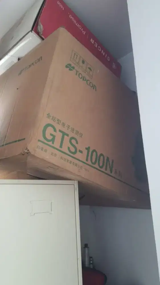 Alat Ukur Total Station merk Topcon