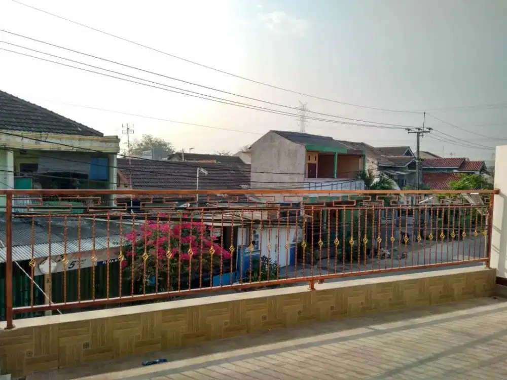 DIJUAL RUMAH 2 LT + KIOS DI  PERUMAHAN PERMATA HIJAU PERMAI