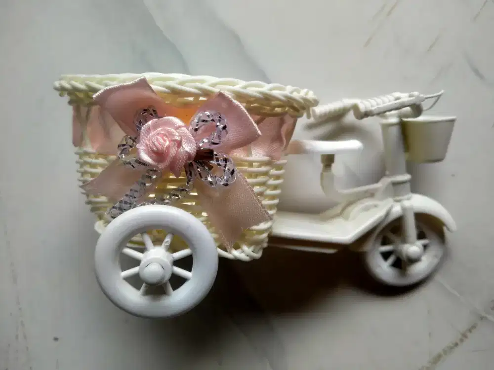 OBRAL SOVENIR / AKSESORIS RUMAH TANGGA