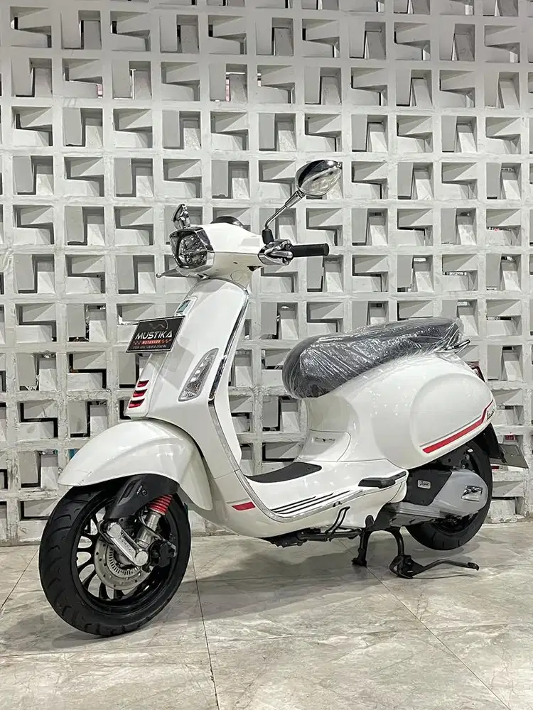 Terbatas!!Vespa Sprint S 150 ABS th 2022 - Ayu Mustika