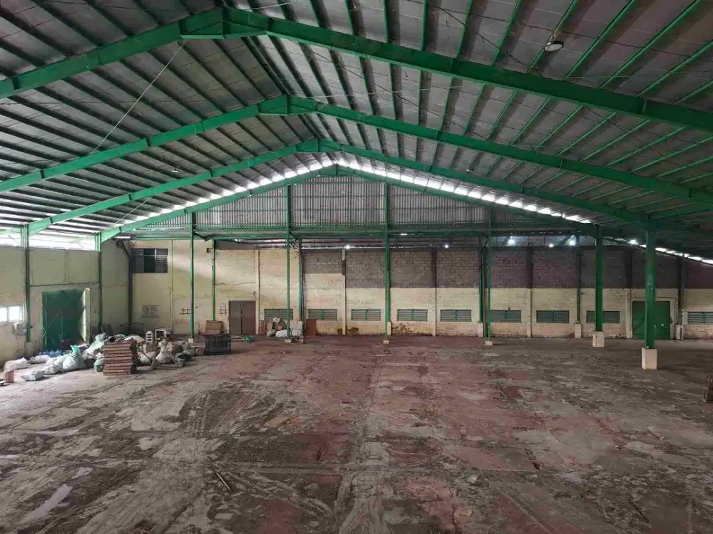 Disewakan gudang di Cikupa jl raya Serang Tangerang dekat tol Balaraja timur