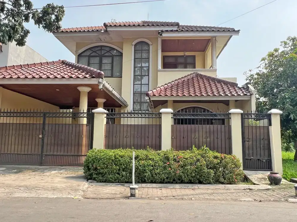 Rumah Lokasi Strategis siap huni di Griya Loka BSD City