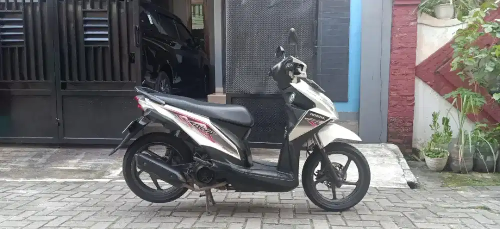 Dijual HONDA BEAT F1 Th. 2014 Nego sd. Jadi