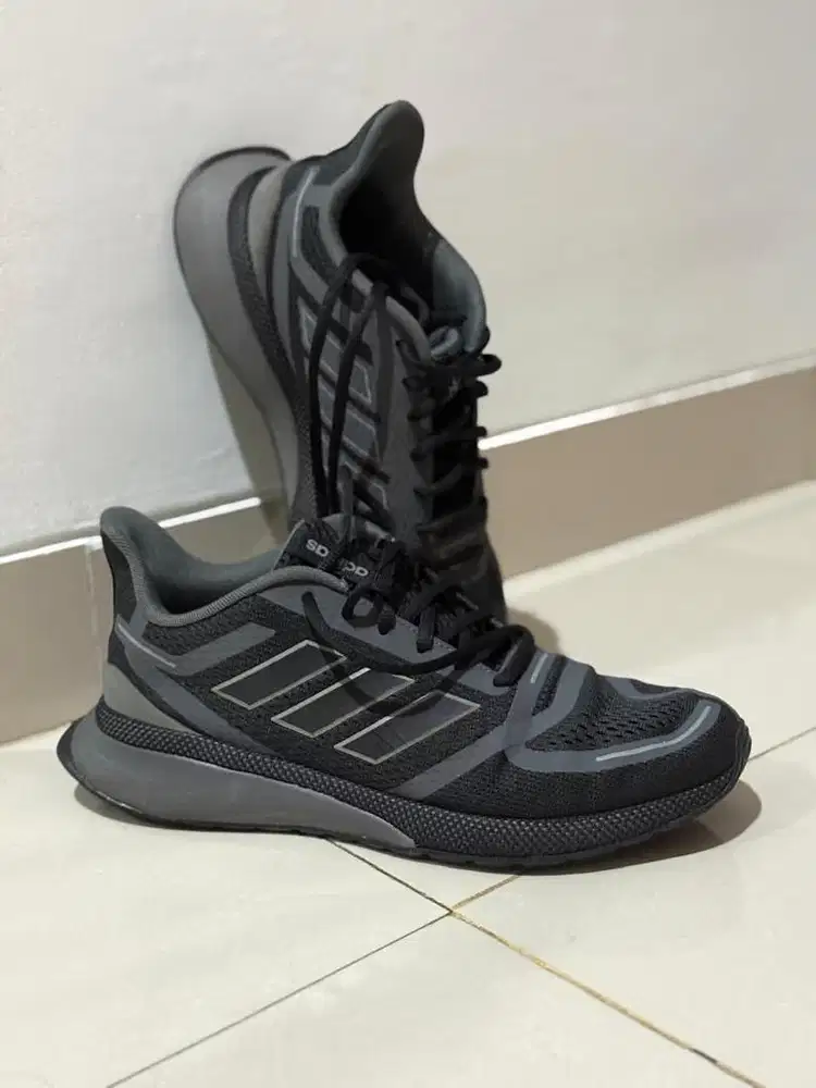 Jual sepatu adidas hitam