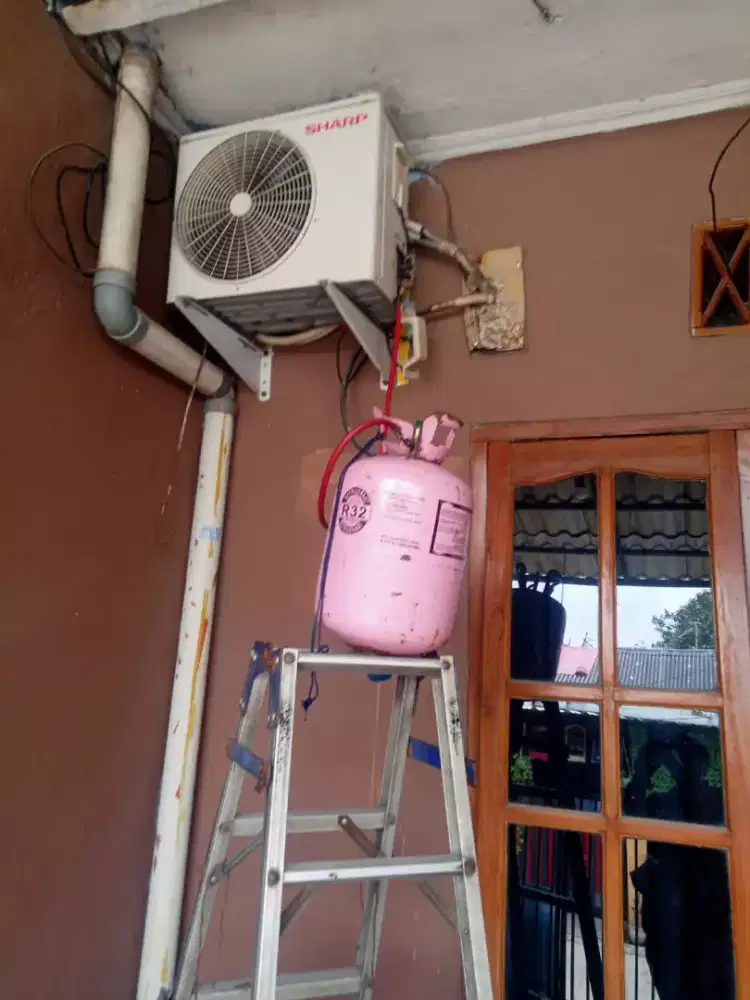 Service AC terdekat
