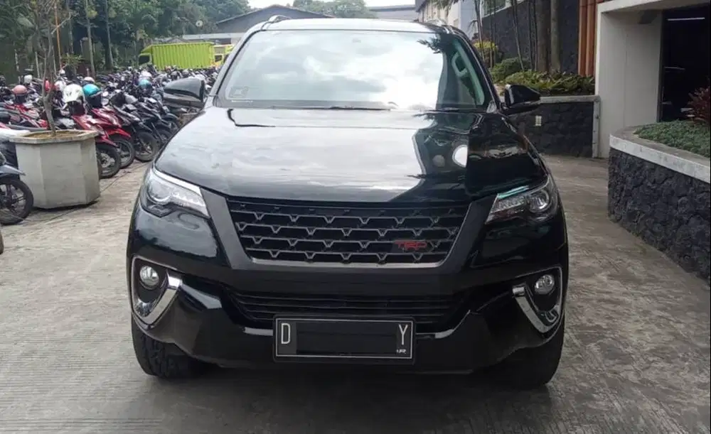 Toyota Fortuner VRZ 2017 AT