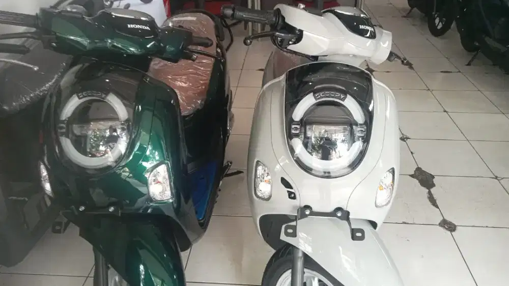 Motor scoopy dan beat