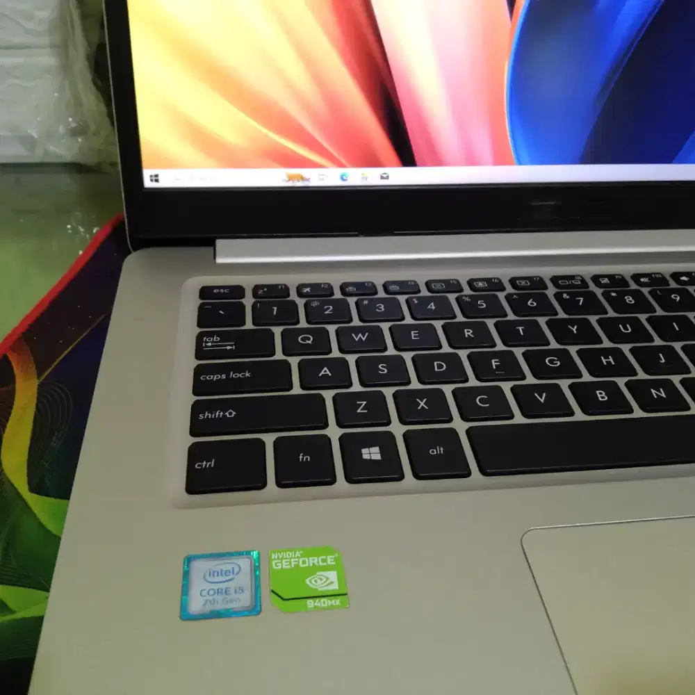 Asus vivobook x510uq core i5 VGA Nvidia ram 8gb HDD 1000gb layar fhd