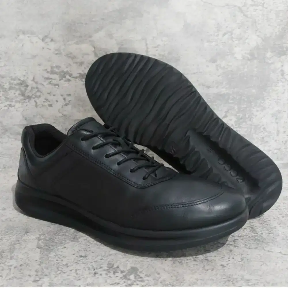 Sepatu Ecco Aquet Leather full black