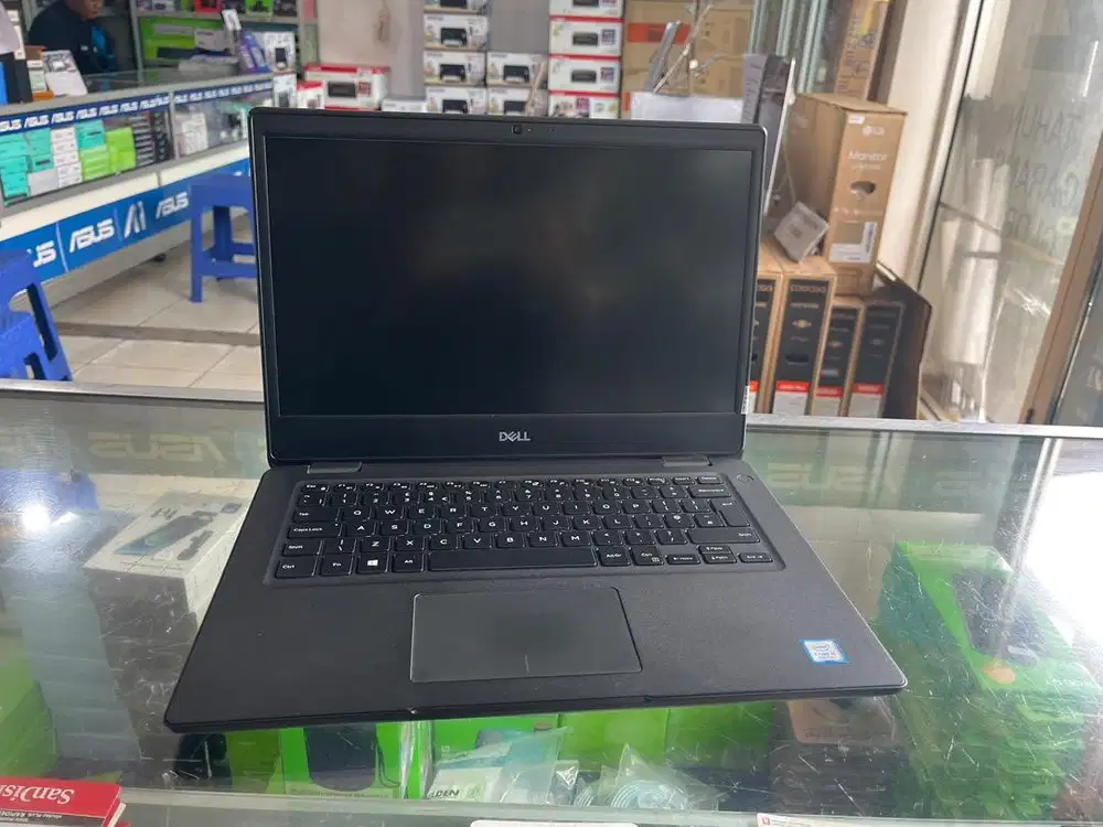Laptop Dell Latitude i5 gen8 ram 8gb ssd 256gb garansi 6bln