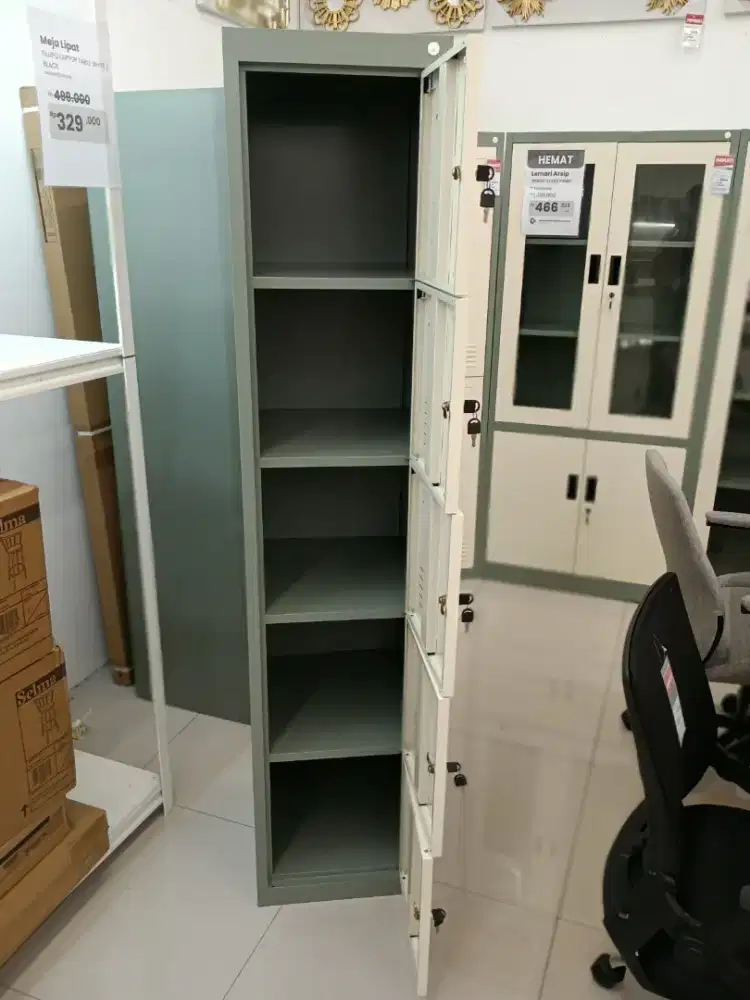 Obral lemari MBG/ Loker besi / loker kantor