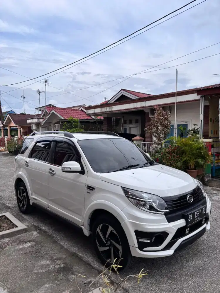 Dijual Terios R Adventure tahun 2016