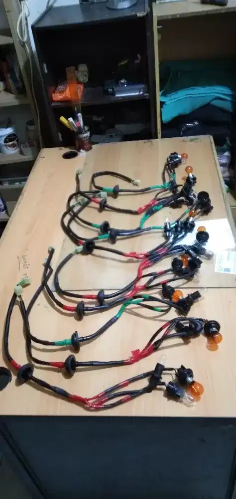 Kabel lampu belakang / kabel stoplamp