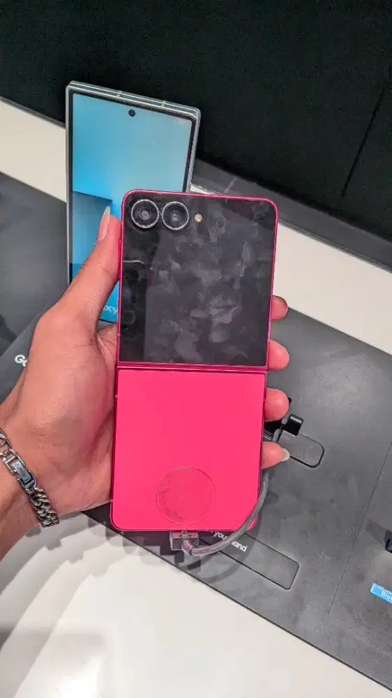 Samsung Galaxy ZFlip 7 Promo Cicilan Bunga 0% Free Biaya Admin