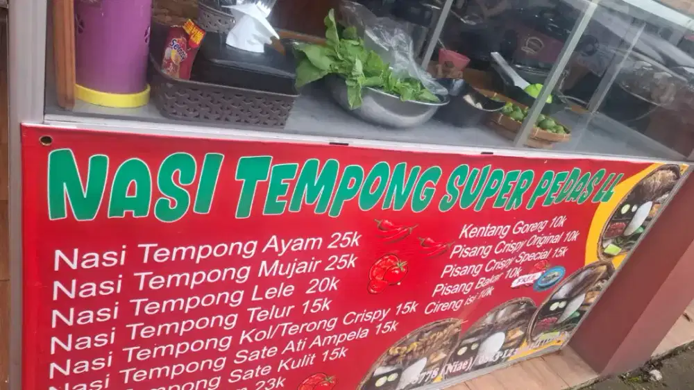 Dicari 
Karyawan Cowok