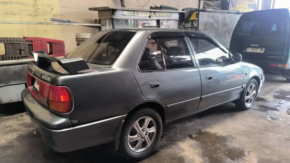 Suzuki Esteem 1993 Bensin