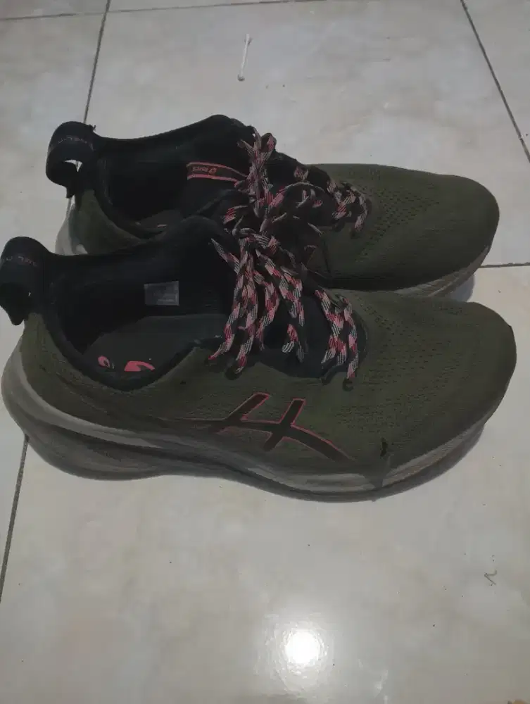 Sepatu Asic Size 42,5 ASICS Gel Nimbus 26 TR Second Termurah