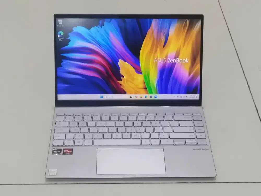 Asus zenbook ux425uaz amd ryzen 5-5500u mulus