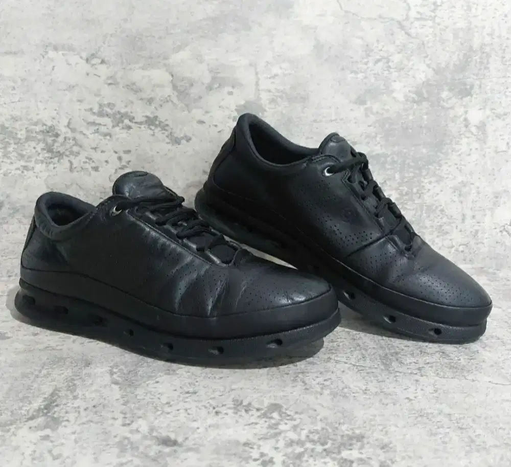 Sepatu Ecco Cool M Leather full black