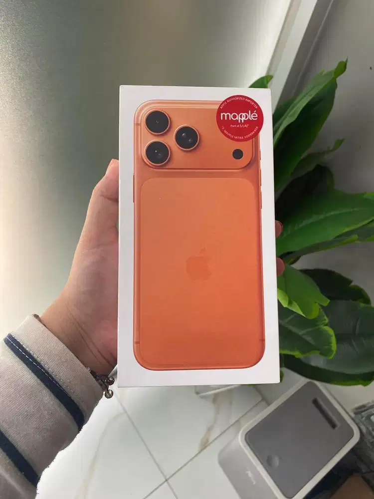 iPhone 17 Pro Max 256gb Cosmic Orang New