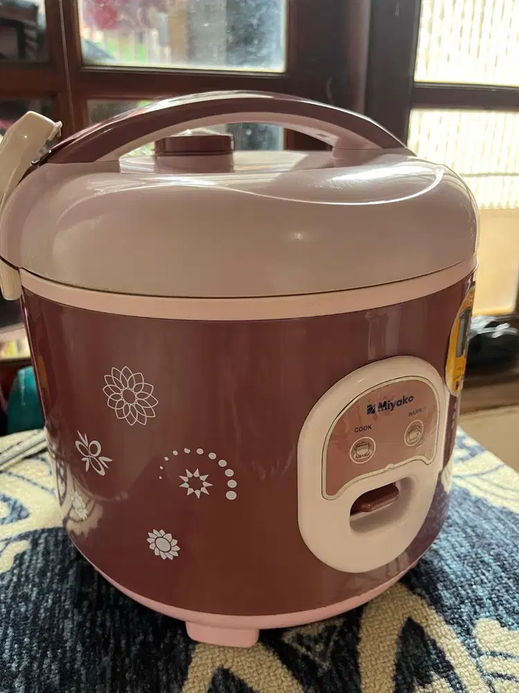 Rice Cooker Miyako 1,8L Sangat Awet belum pernah rusak