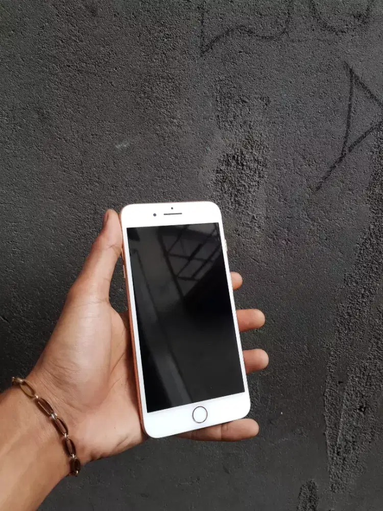iphone 8 plus 128 GB