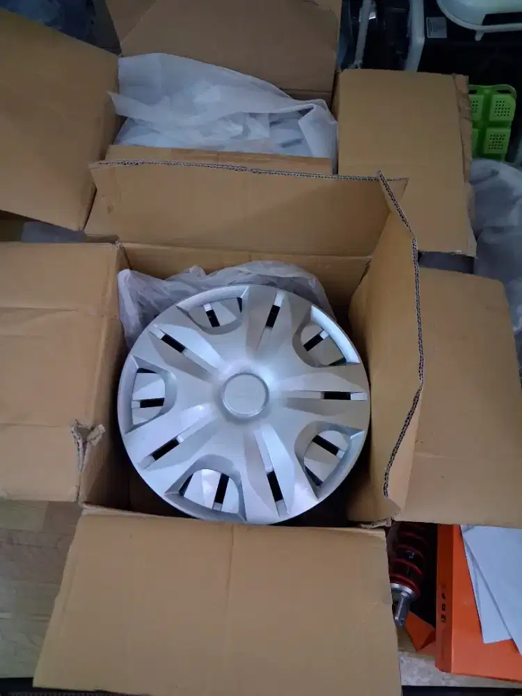 VELG KALENG DAN DOP XENIA R14