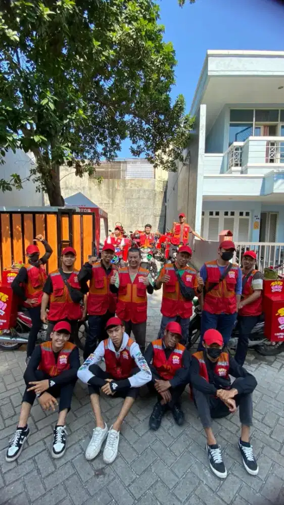 LOWONGAN ADMINISTRASI DI SATE BABI DEPAN RUMAH