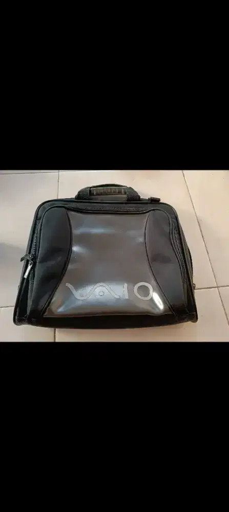 Dijual Tas Laptop Vaio uk 35x7x30cm.