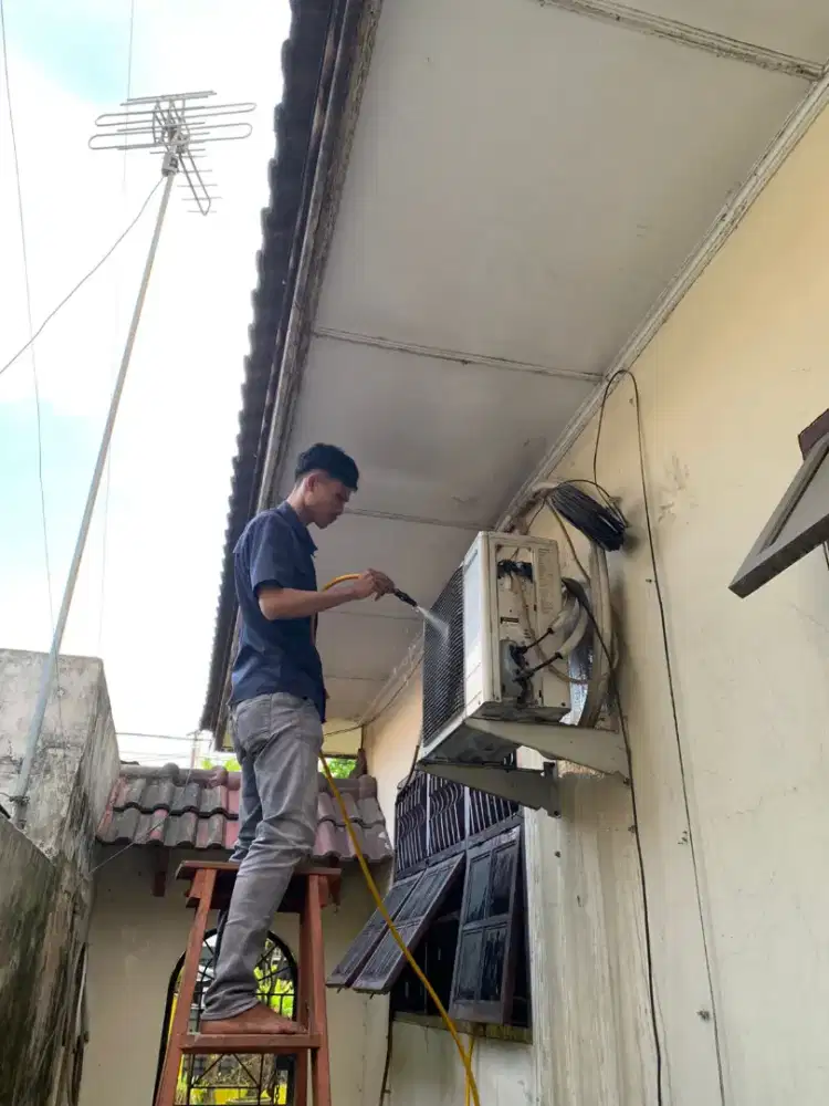 Sevice AC bergaransi