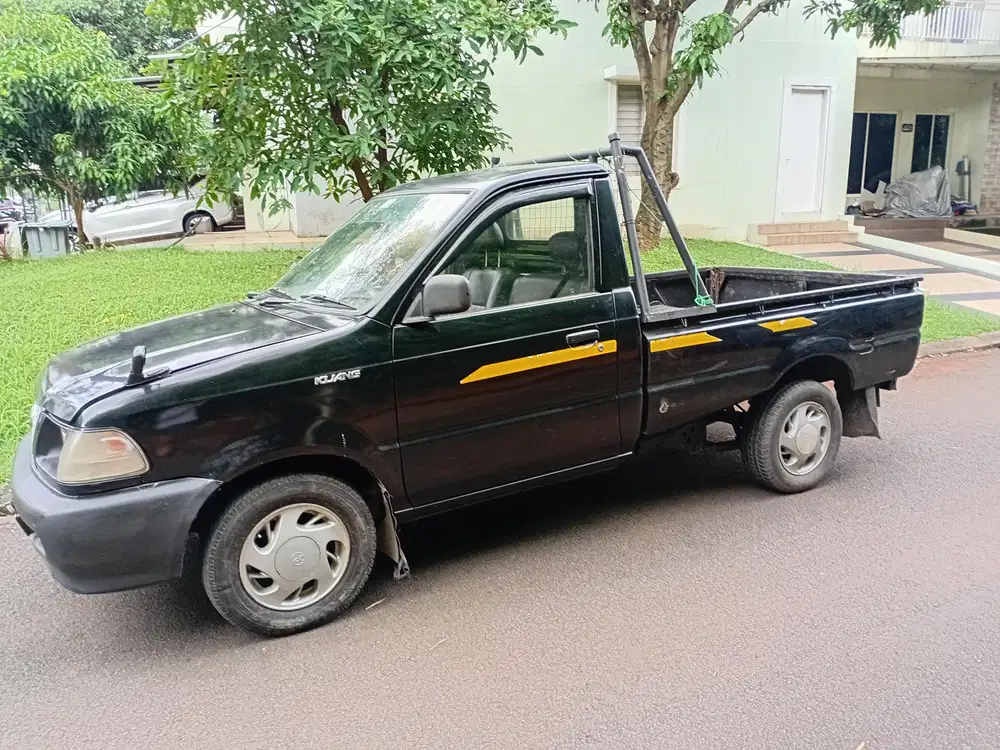 Toyota Kijang 2004 ac ps v rac pajak baru harga 60 juta mulus