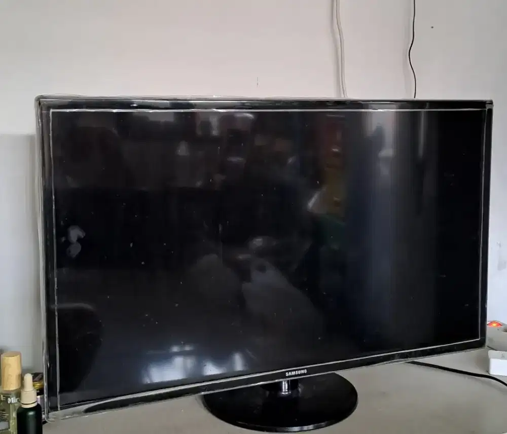 SAMSUNG LED TV UA32F4000AM