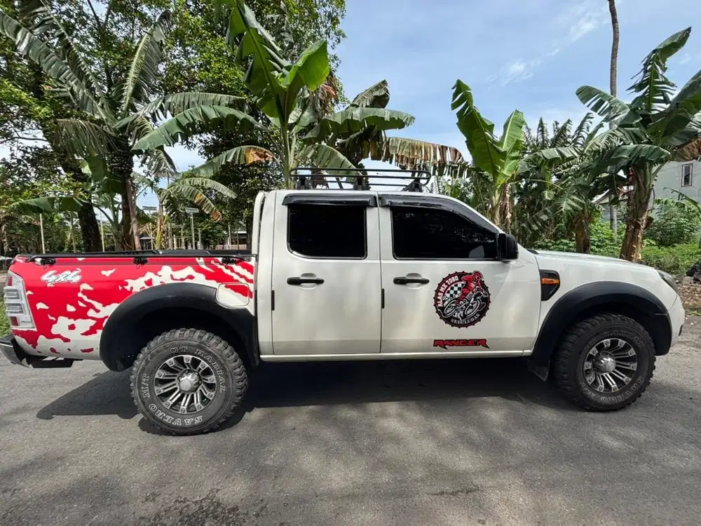 Ford Ranger DC siap pakai