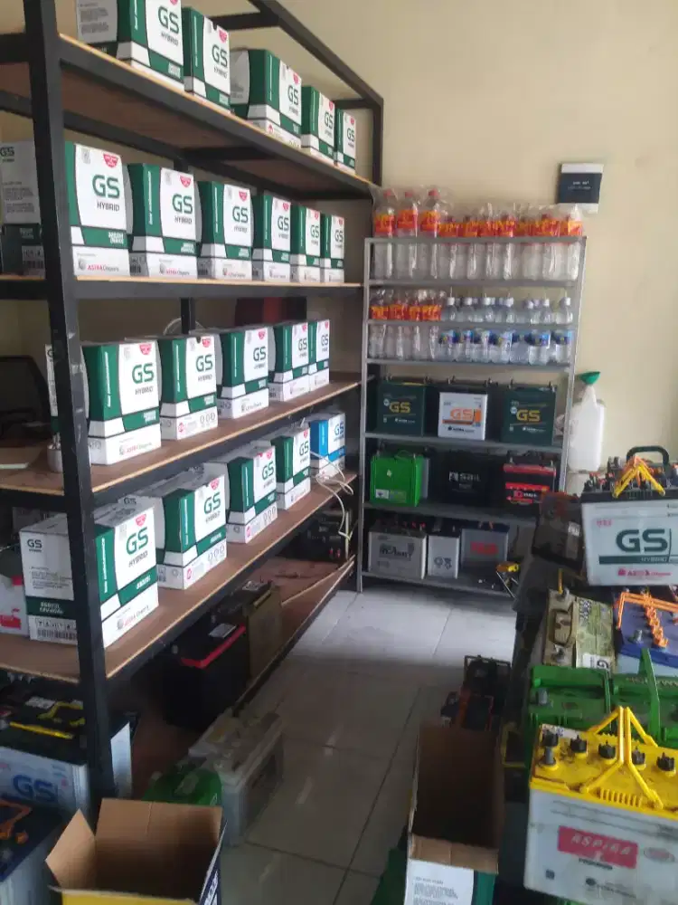 Aki mobil baru berkulitas gratis antar pasang