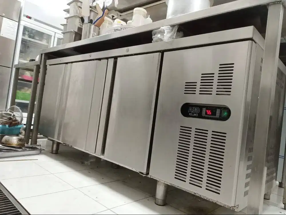 UNDER COUNTER CHILLER GEA