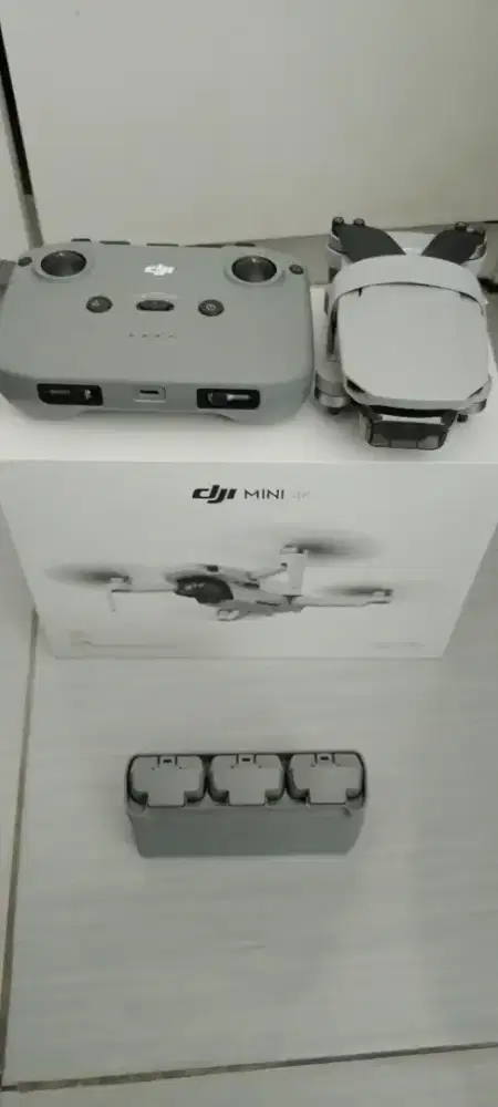 Jual Drone 4K Jarang pakai masih garansi TAM