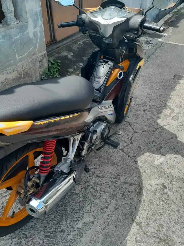 Honda Blade Repsol 2013 Siap Pakai