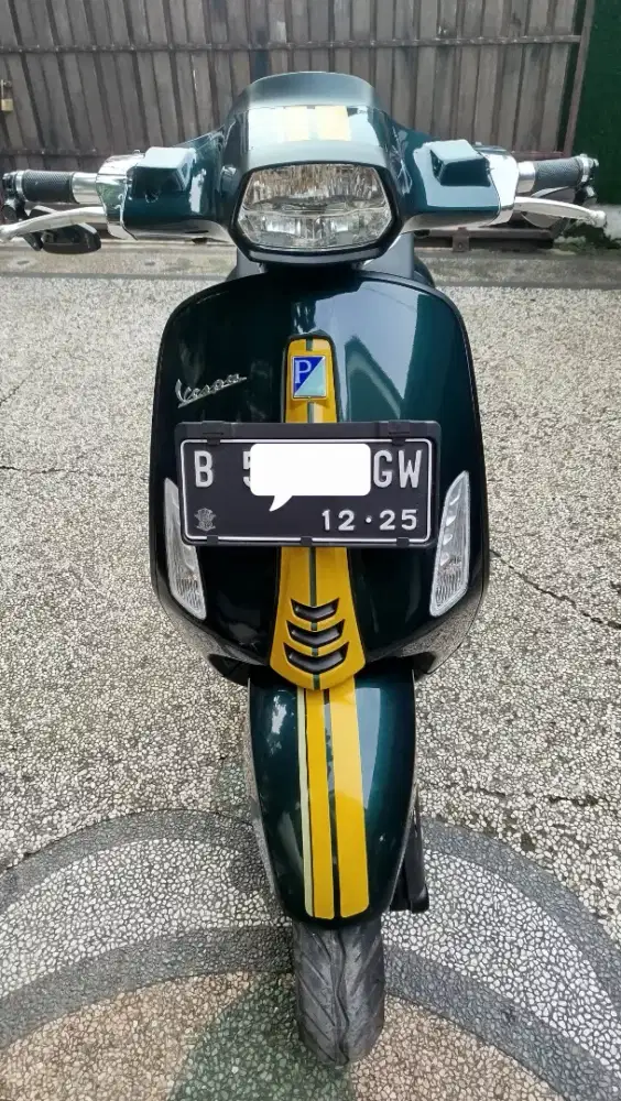 Vespa Sprint Sixties Racing