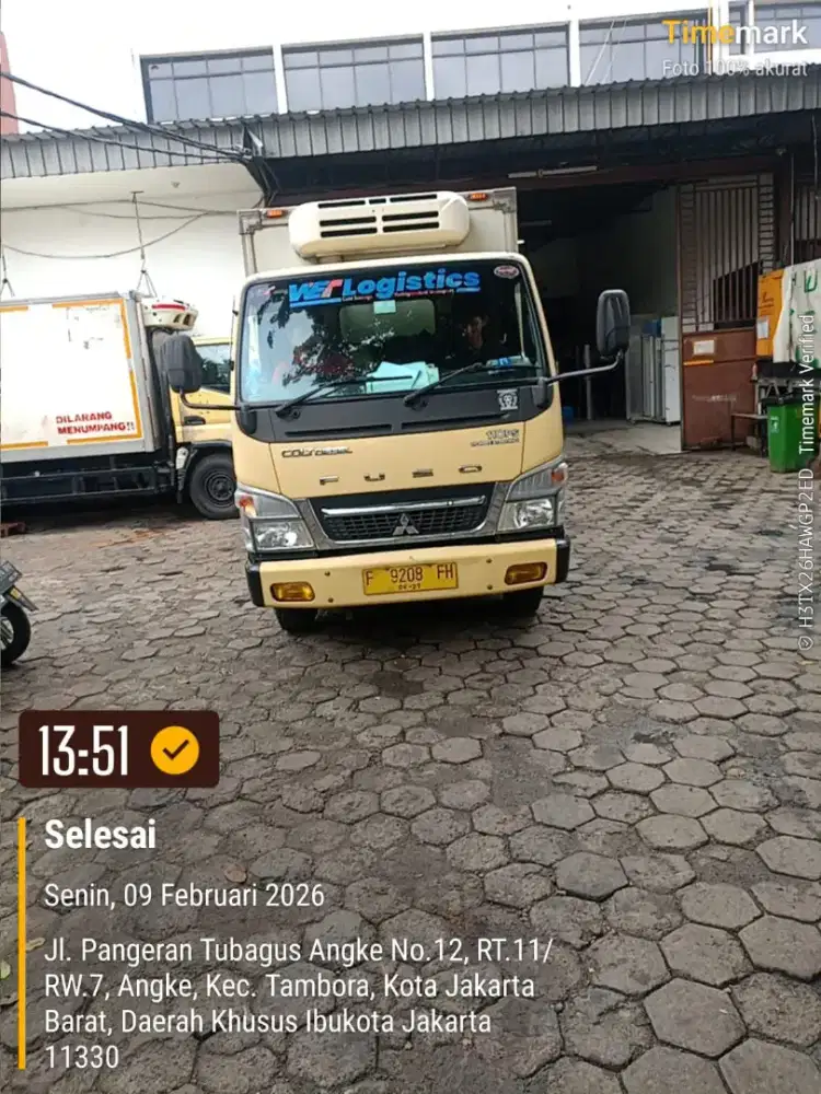 Driver pengiriman outlet