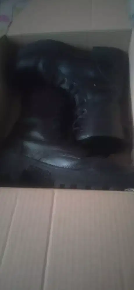 SEPATU PDL BARU UK 40